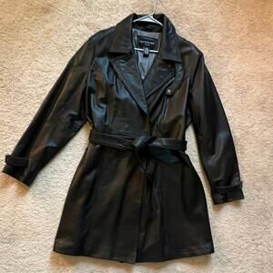 Leather trench coat, Centigrade brand , XL super soft, small repair cuff